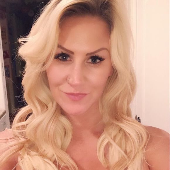 Meet your Posher, Shannon - Picture 1 of 1